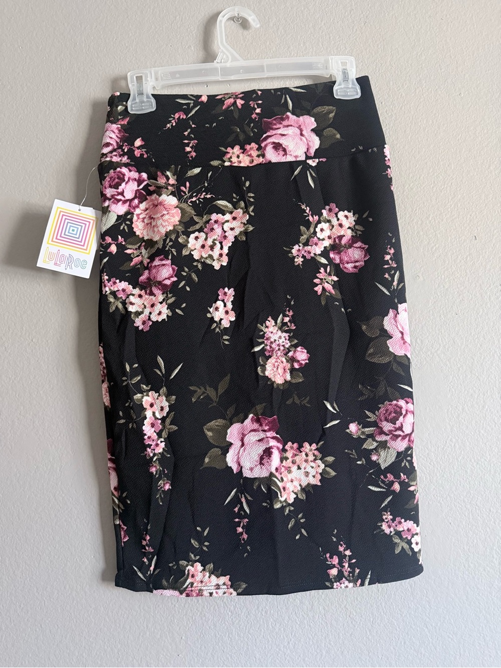LuLaRoe Black & Floral Pencil Skirt